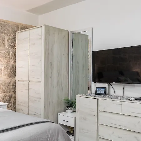 アパート Toniko *