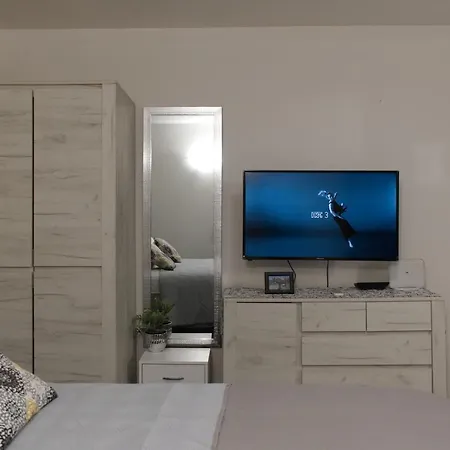 Toniko Apartmán