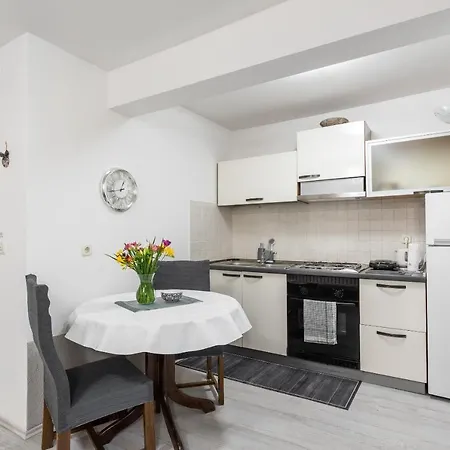 Toniko Appartement *