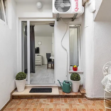 Toniko Appartement *